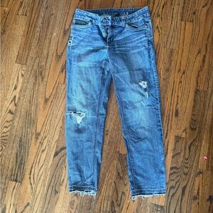 White House Black Market Blue Cropped Jeans size 6